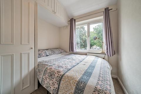 4 Aldrich Terrace, London, SW18 3PU