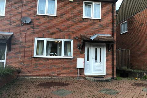 2 bedroom terraced house to rent, CHIGWELL  IG7