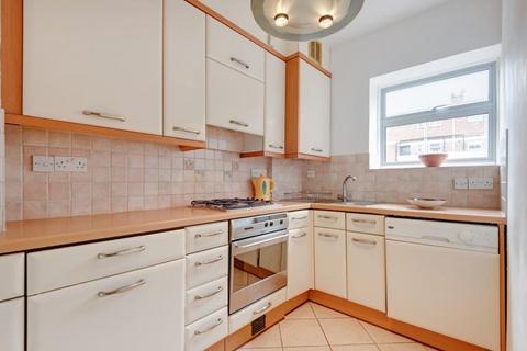 1 bedroom apartment to rent, New End, Hampstead, London, NW3