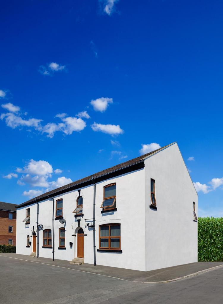 Hampton House, 18 Hampton Place, Leeds LS9 1 bed apartment for sale