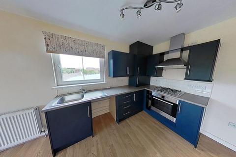 2 bedroom flat to rent, Cumbernauld Road, Dennistoun, GLASGOW, G33