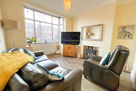 4 bedroom semi-detached house for sale, Droylsden Road, Audenshaw, Manchester, Greater Manchester, M34
