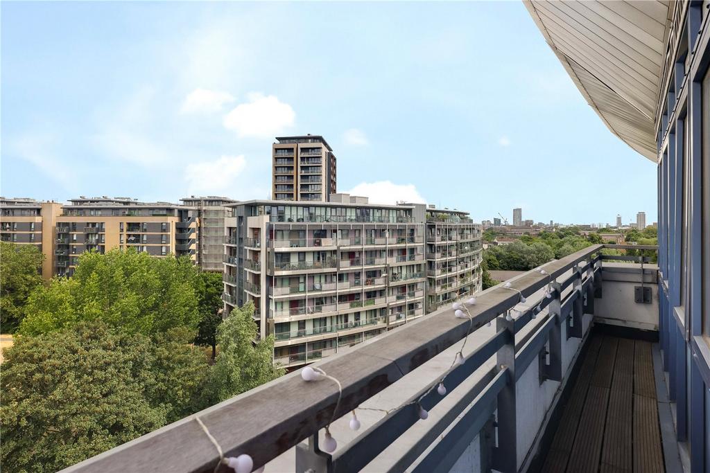 Leamore Court, 1 Meath Crescent, London, E2 2 bed flat for sale - £425,000