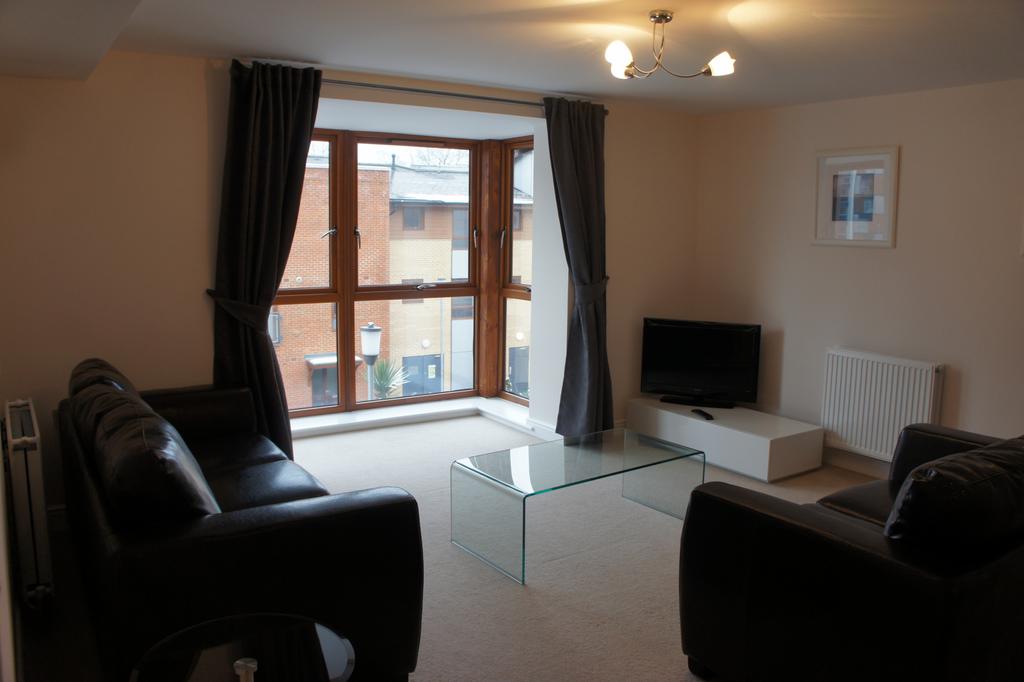 A stunning one double bedroom apartment comprisin