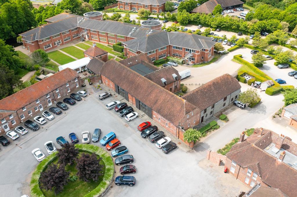 The Main Barn Fareham 6 1.jpg