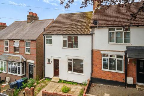 10 Alma Road, Chesham, HP5 3HB