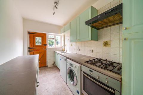 10 Alma Road, Chesham, HP5 3HB