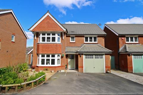22 Parc Dan Y Bryn, Tonyrefail, Porth, CF39 8JS