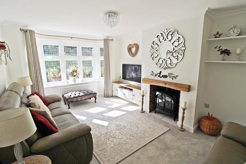 22 Parc Dan Y Bryn, Tonyrefail, Porth, CF39 8JS