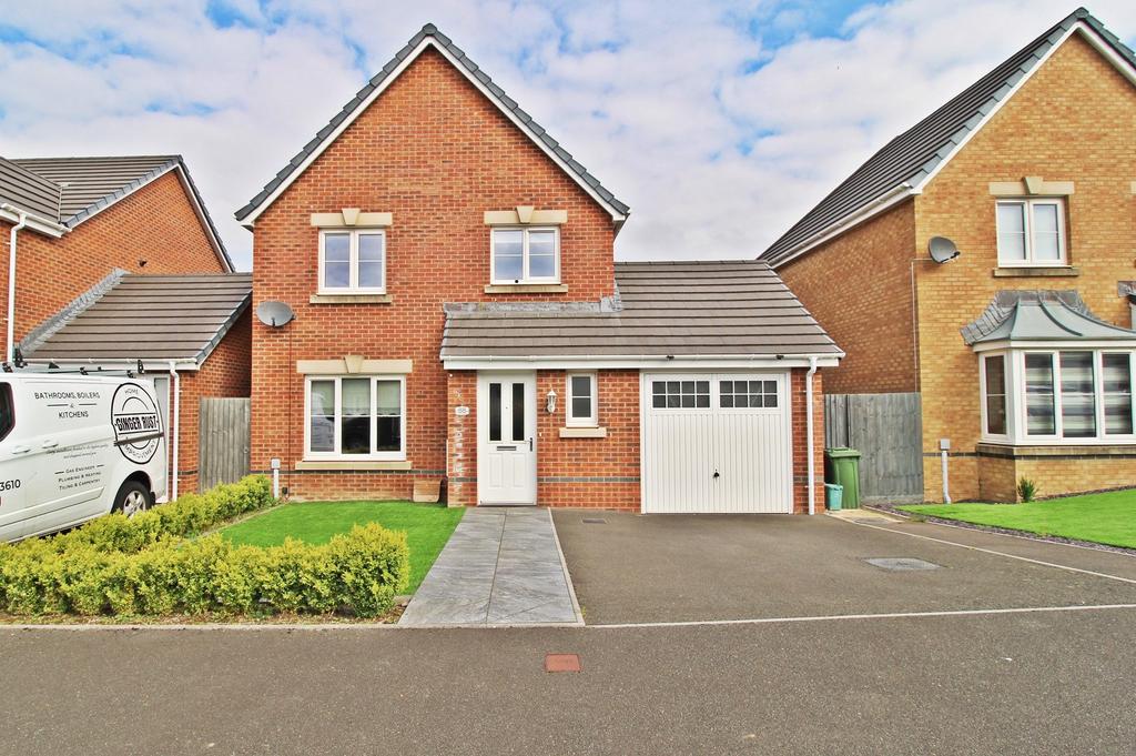 Llanharan, Pontyclun CF72 3 bed detached house for sale £315,000