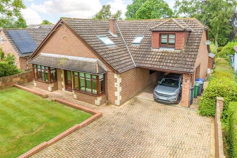 4 bedroom detached house for sale, Stormore, Dilton Marsh