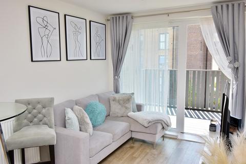 Studio for sale, Merriam Close, Larkshall Road, Highams Park, London. E4 9JQ