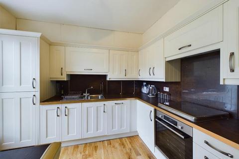 2 bedroom flat to rent, Willowbrae Road, Willowbrae, Edinburgh, EH8