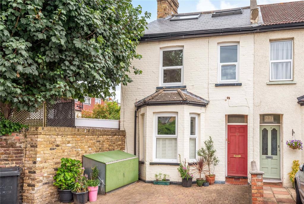 Napier Road, Bromley, BR2 3 bed semidetached house for sale £600,000