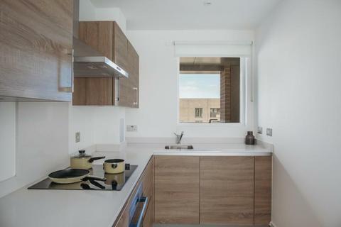 1 bedroom flat to rent, Pechora Way, London E14