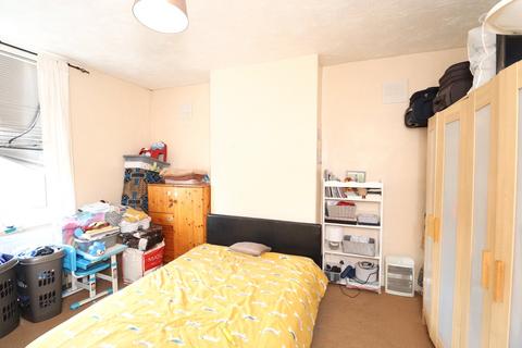 2 bedroom house to rent, Paisley Street, Leeds, West Yorkshire, LS12