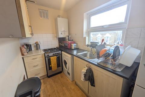 1 bedroom apartment to rent, Holloway Road, London N19