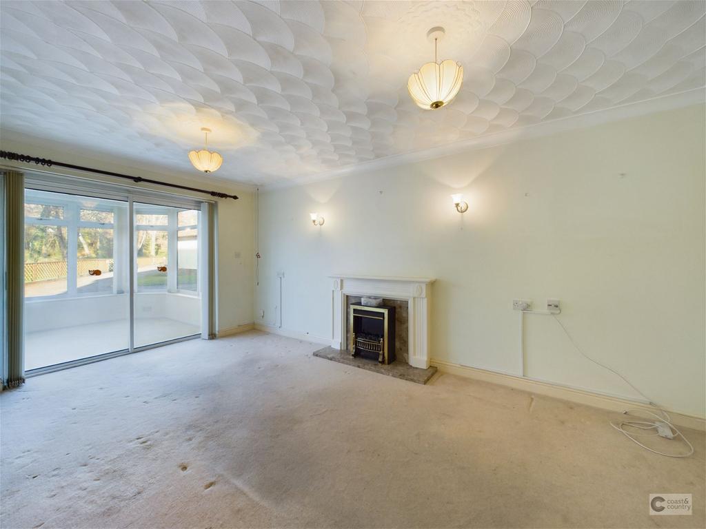 Longford Lane, Kingsteignton 2 bed end of terrace house for sale £165,000