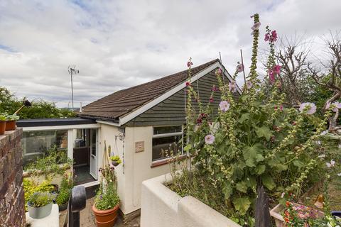 3 bedroom detached house for sale - Courtenay Road, Newton Abbot