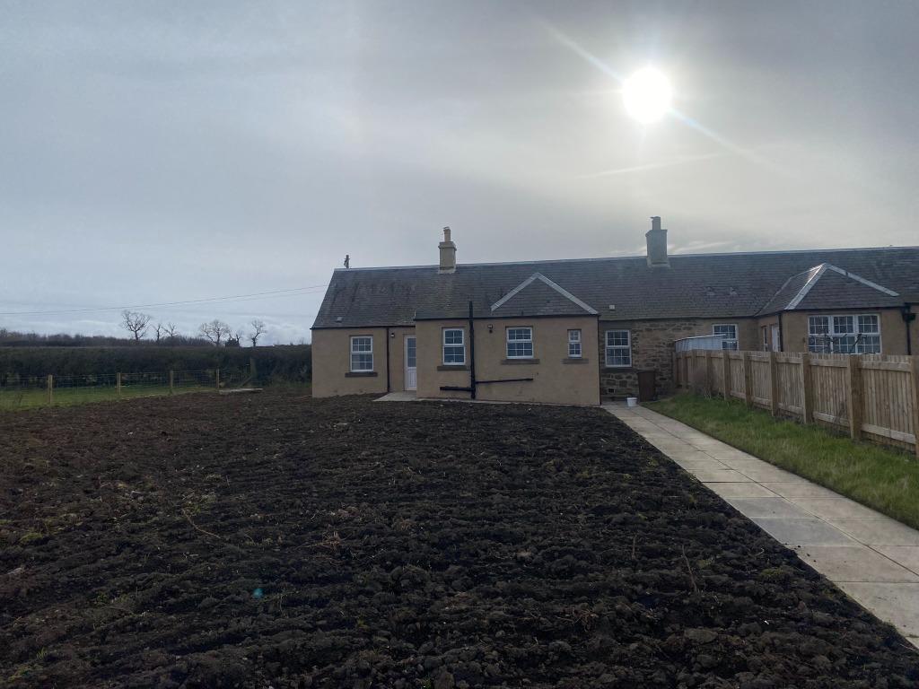 Cranstoun Estate, Dalkeith... 3 bed cottage £975 pcm (£225 pw)