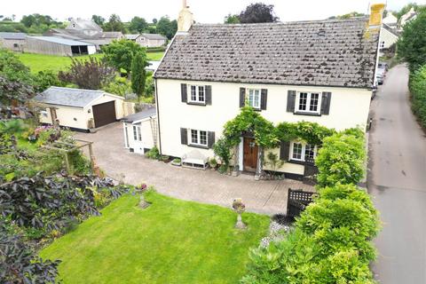 3 bedroom cottage for sale, Fore Street, Ideford