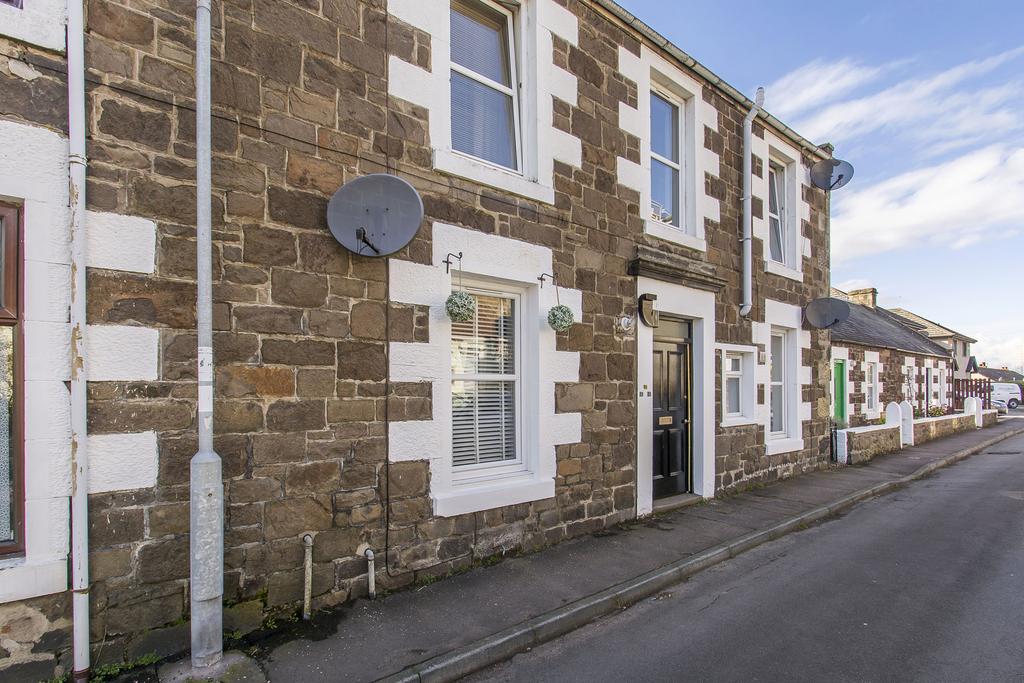 19 King Street, NewportonTay, DD6 8BE 3 bed flat £179,999