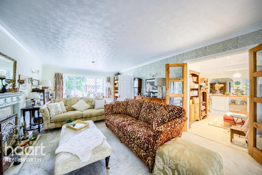 Glasshouse Lane, Kenilworth 5 bed detached house for sale £775,000