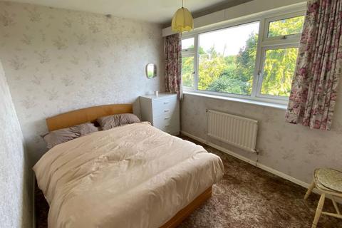 20 Dovecote Road, Roade, Northampton, NN7 2NE