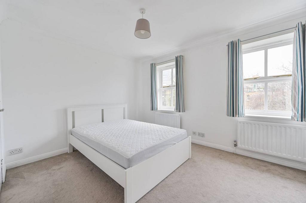 Bedser Close, Vauxhall, London, SE11 4 bed terraced house for sale - £ ...