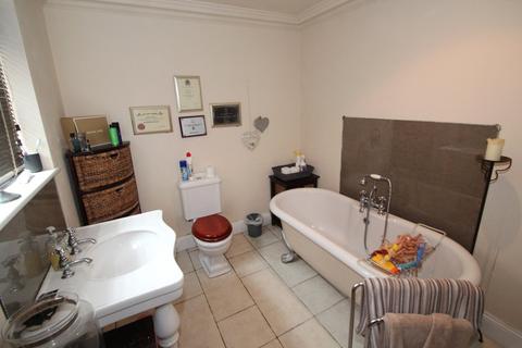 4 bedroom maisonette for sale, Marden Road, Whitley Bay, NE26