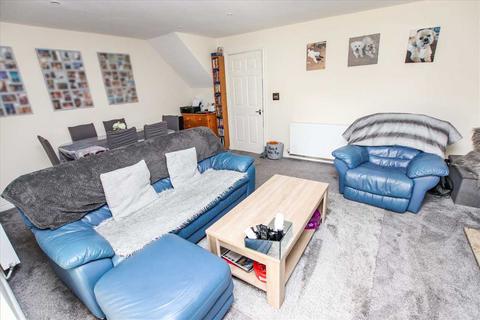 3 Birkdale, Lincoln, LN5 9UJ