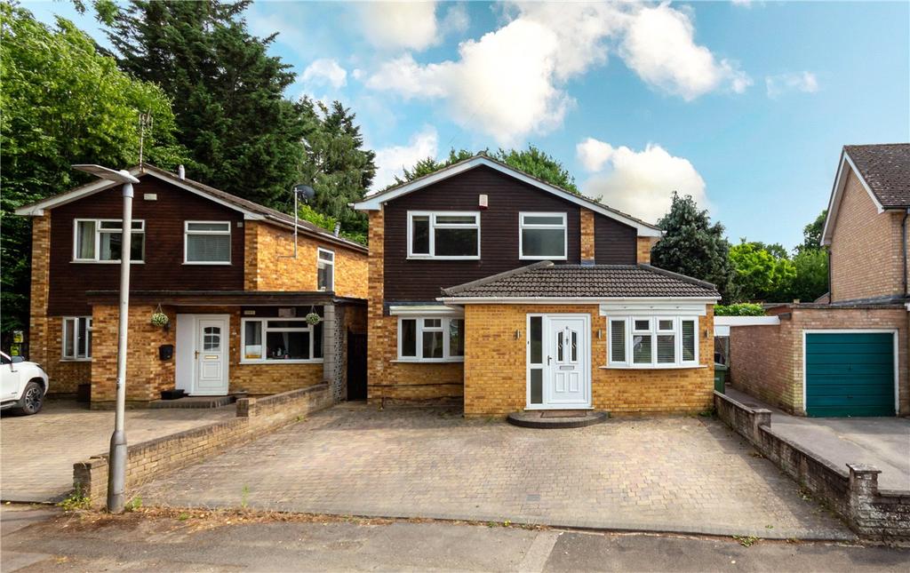 Five Acres Avenue, Bricket Wood, St.... 4 bed detached house £2,900