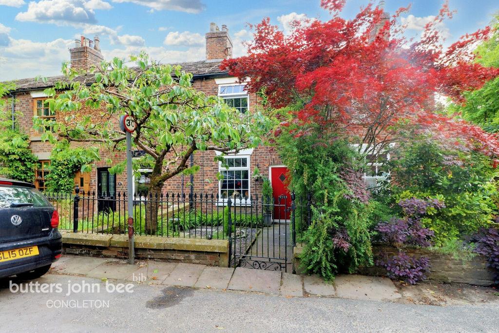 Hall Terrace, Langley, Macclesfield 2 bed terraced house £310,000