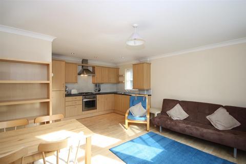 2 bedroom flat to rent, Vicarage Mews, Kirkstall, Leeds, LS5
