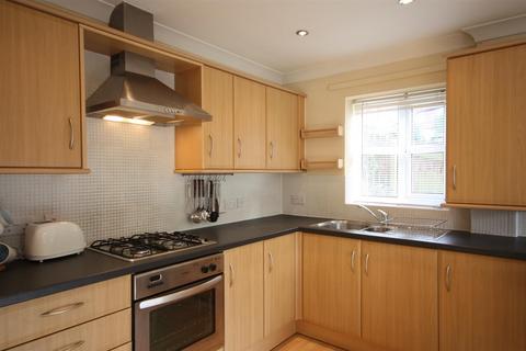 2 bedroom flat to rent, Vicarage Mews, Kirkstall, Leeds, LS5