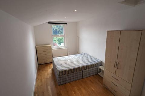 2 bedroom apartment to rent, Haydon Road,  Wimbledon,  SW19