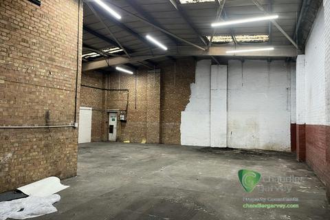 Industrial unit to rent, Osier Way, Aylesbury HP20