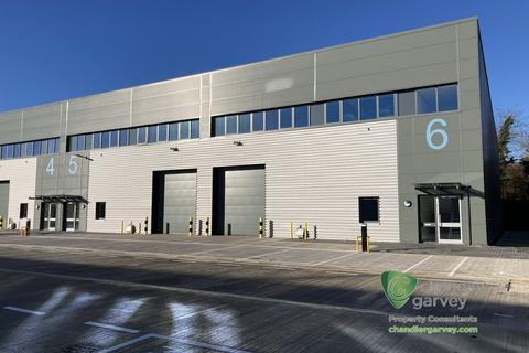 Industrial unit to rent, Chesham HP5