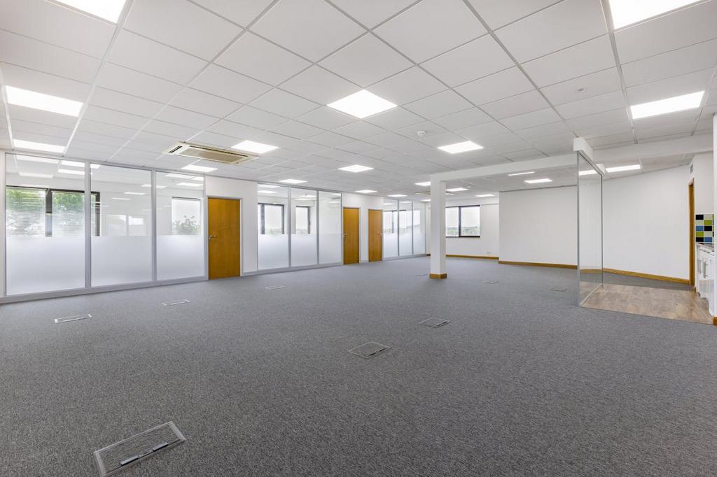 96419 2 Bell Business Park Smeaton Close  26.jpg
