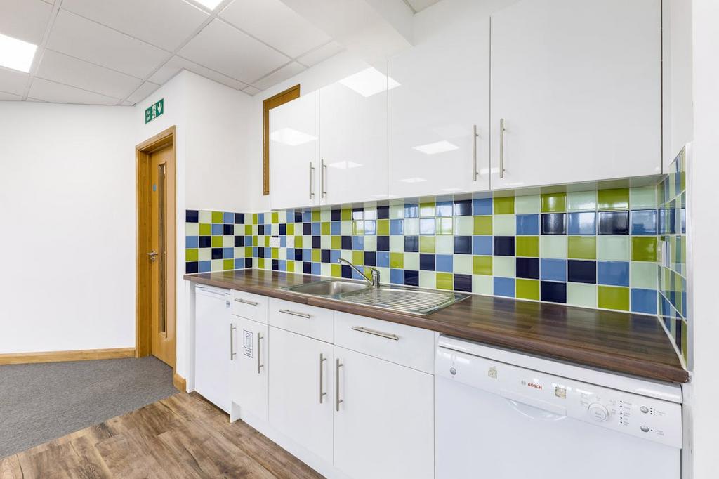 96419 2 Bell Business Park Smeaton Close  32.jpg