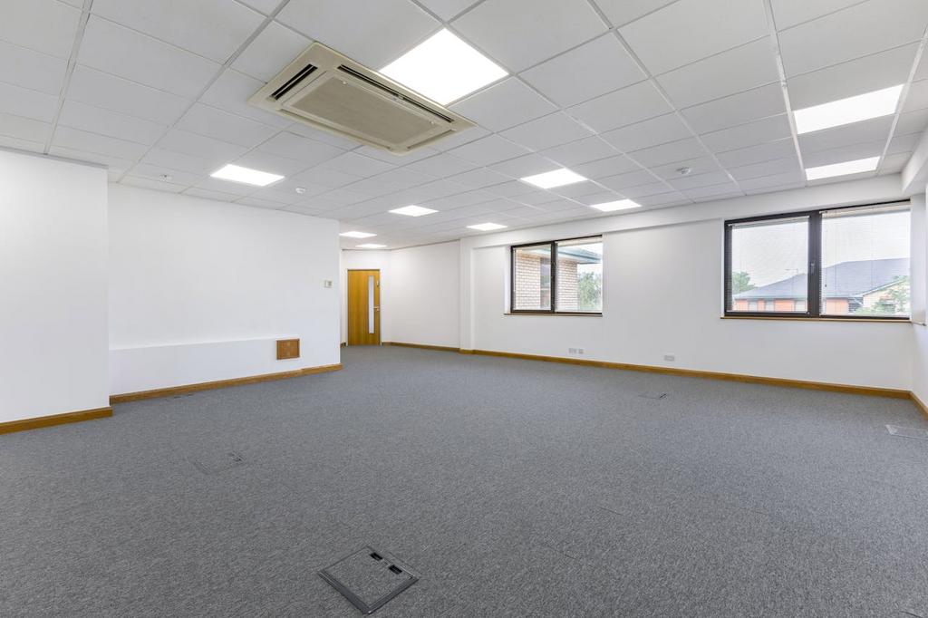 96419 2 Bell Business Park Smeaton Close  21.jpg
