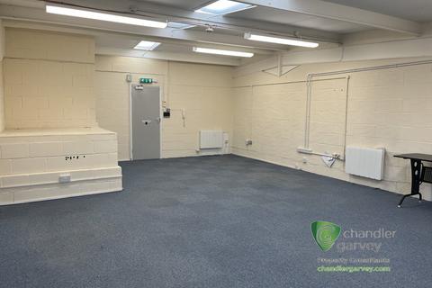 Office to rent, Aylesbury HP19