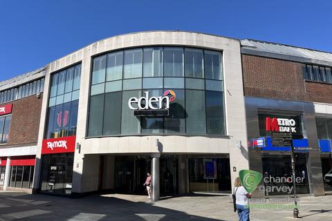 Retail property (high street) to rent, High Wycombe HP11