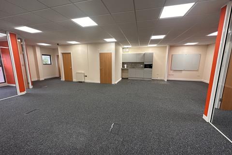 Office to rent, Lincoln Road, High Wycombe HP12