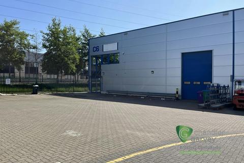 Industrial unit to rent, Telford Close, Aylesbury HP19