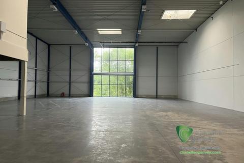 Industrial unit to rent, Telford Close, Aylesbury HP19