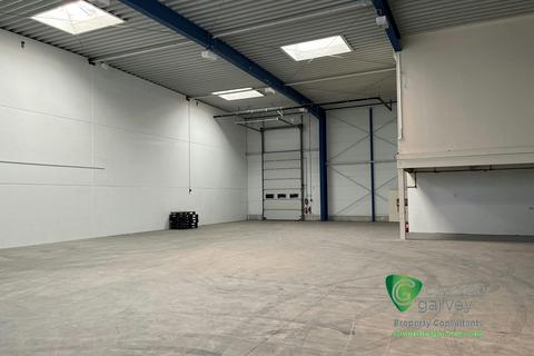 Industrial unit to rent, Telford Close, Aylesbury HP19