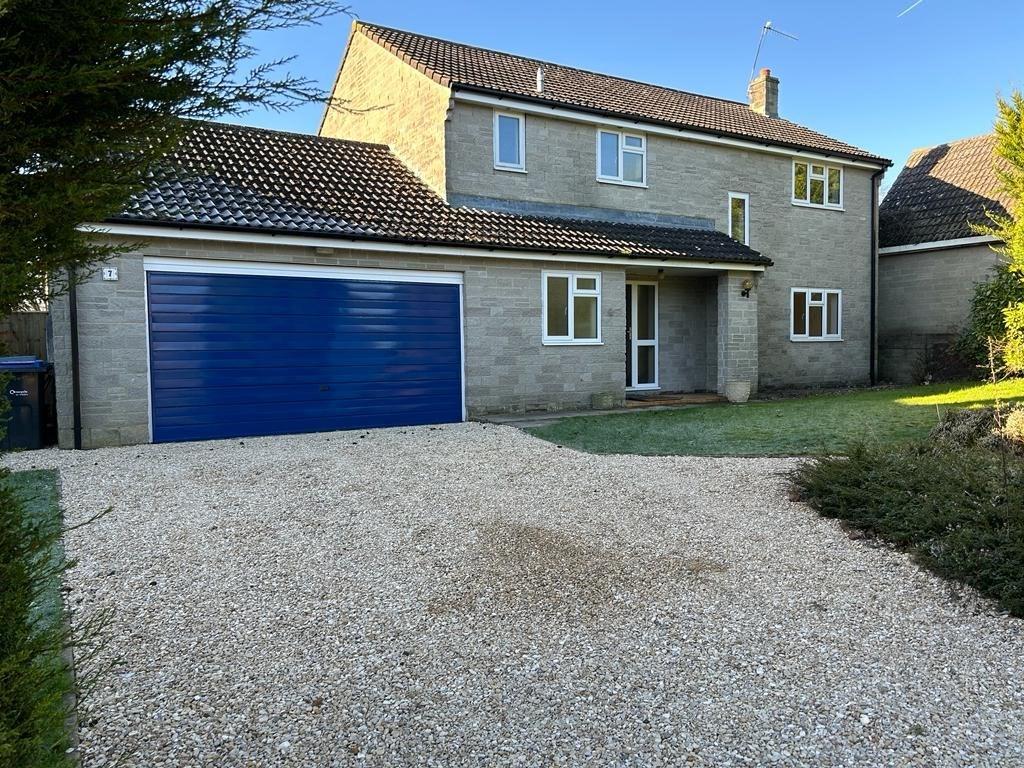 Walnut Close, Sutton Veny, Sutton Veny, BA12 4 bed house for sale £