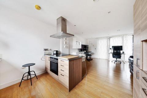 Flat 16, Chamberlain Court Silwood Street, London, SE16 2AZ