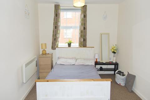 2 bedroom flat for sale, Brompton Road, Hamilton, Leicester, LE5